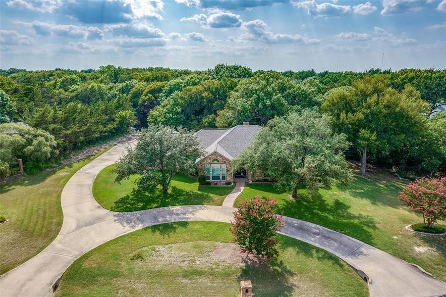 802 Ovilla Oaks Drive, Ovilla, TX 75154