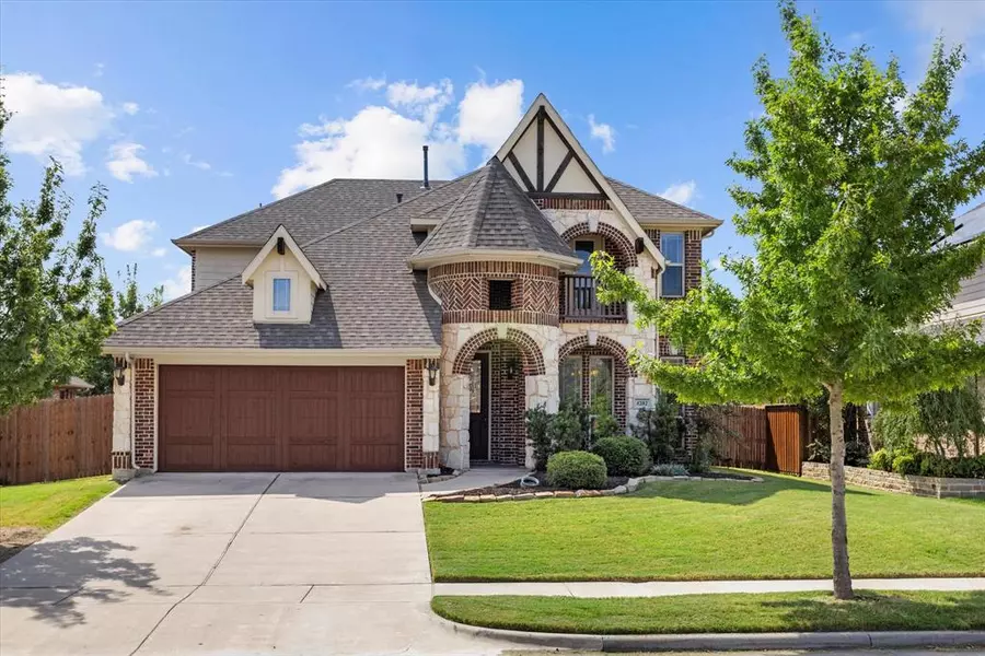 4202 Cobblestone Circle, Mansfield, TX 76063