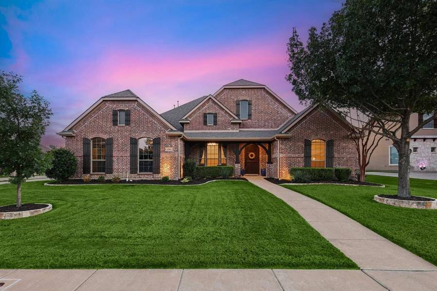 708 Crater Lake Circle, Keller, TX 76248