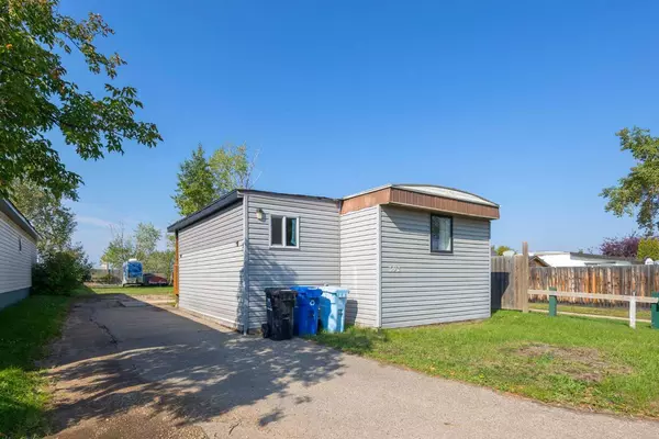 Fort Mcmurray, AB T9H2M9,392 Grenfell CRES