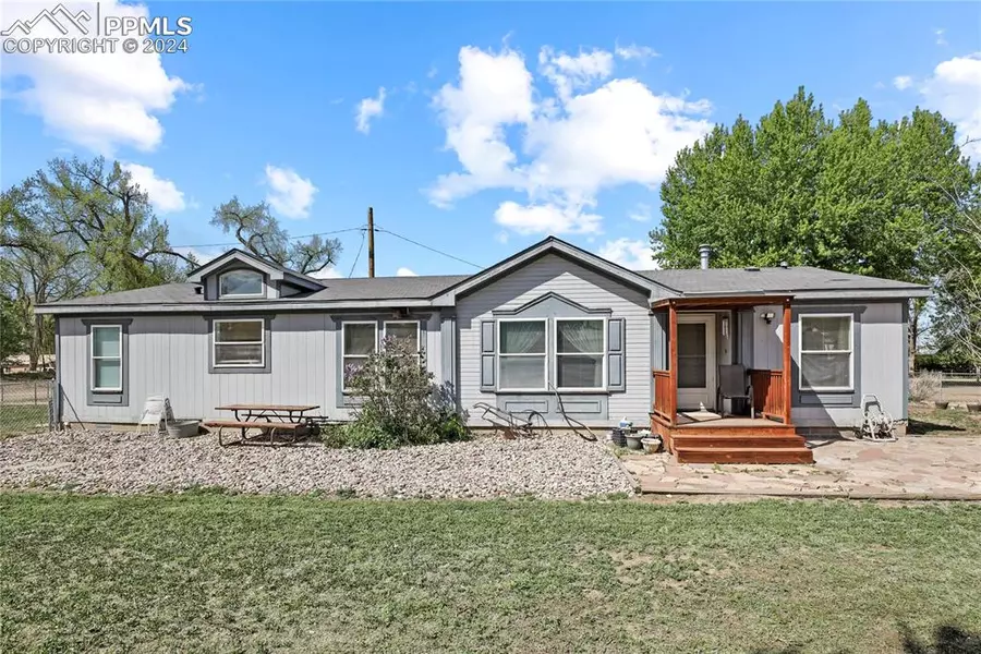 511 N Petroleum AVE, Florence, CO 81226