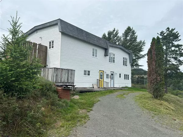 8 Old Church Road, Clarenville, NL A5A 1T8
