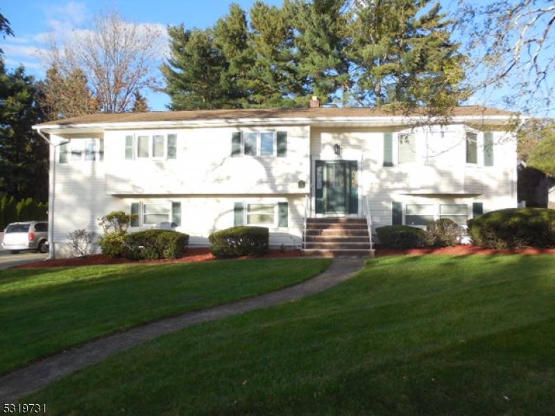 11 Aberdeen Ave, Wayne Twp., NJ 07470