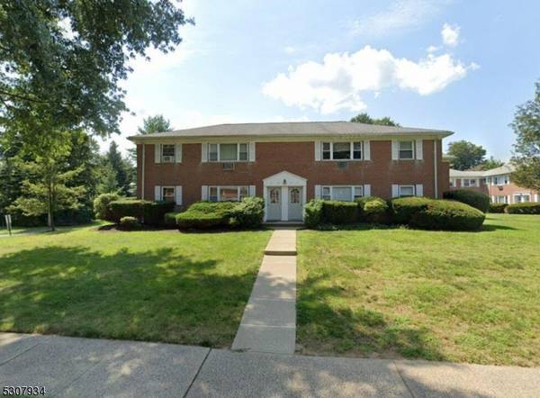 3 Manchester Ct #3, Wayne Twp., NJ 07470