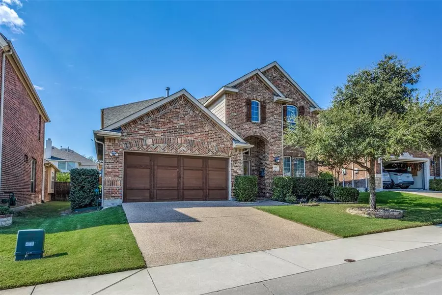 400 Enid Drive, Lewisville, TX 75056