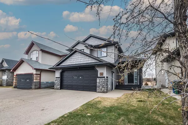 116 Wiley CRES, Red Deer, AB T4N 7G5