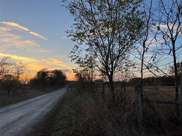 TBD County Road 3735,  Wolfe City,  TX 75496