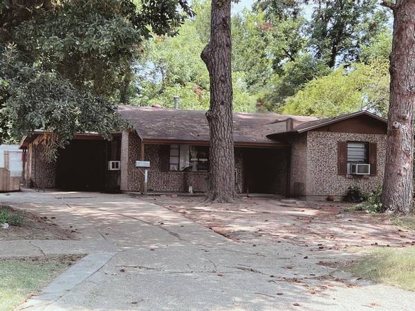 3038 Meadow Avenue, Shreveport, LA 71108