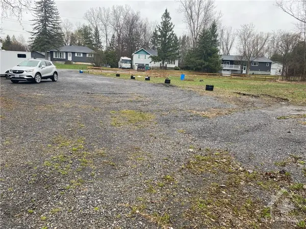 Greely, ON K4P 1B2,7249 PHILNOR ST