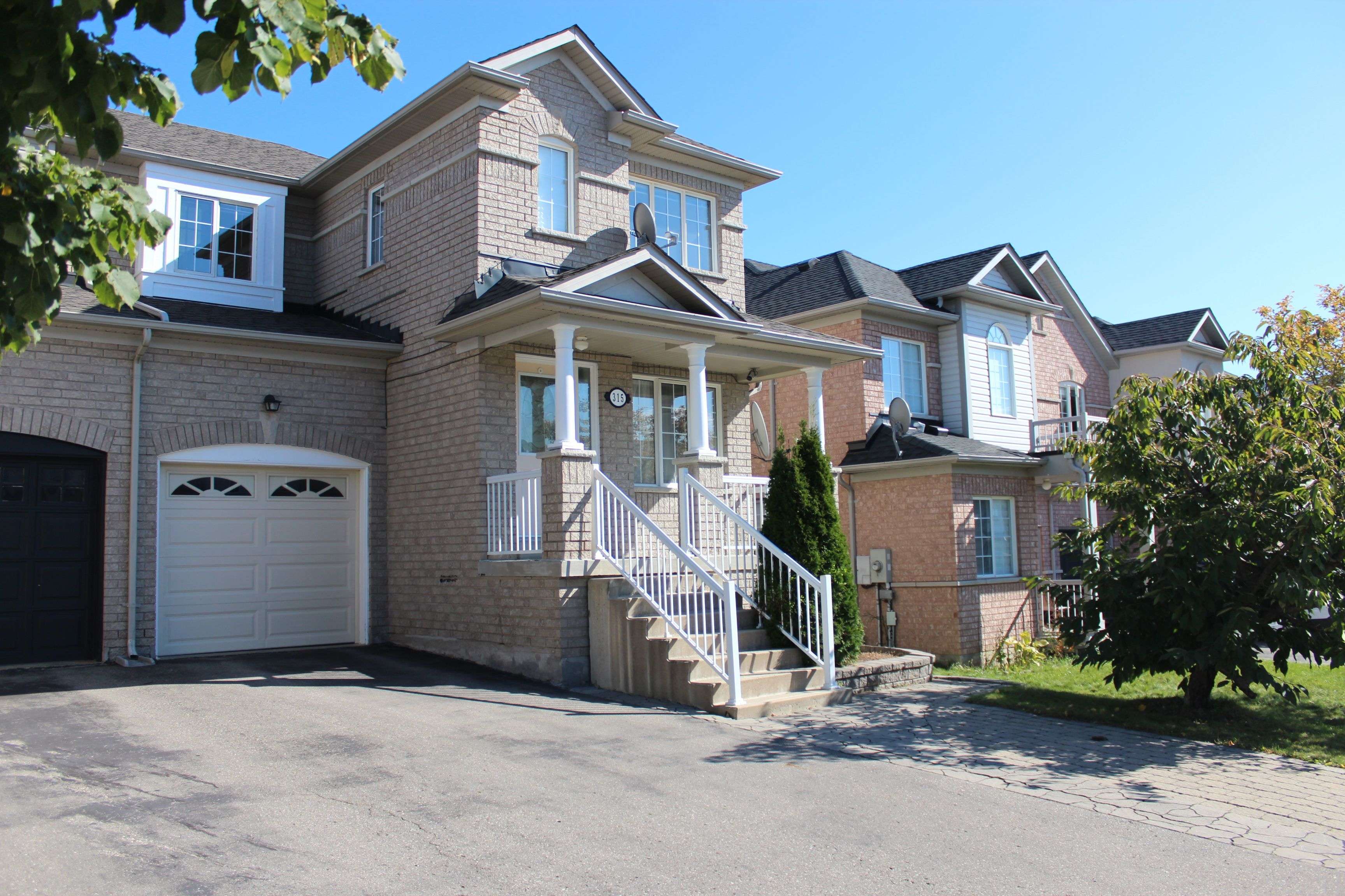 Newmarket, ON L3X 2R8,315 Flagstone WAY