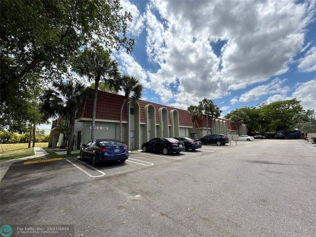 Coral Springs, FL 33065,11390 Royal Palm Blvd  #11390