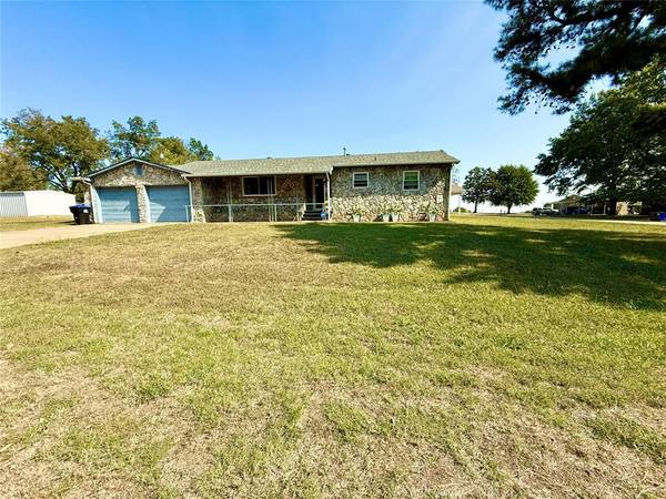 406 E 4th Street, Davenport, OK 74026