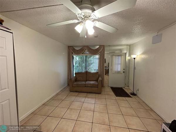 Coral Springs, FL 33065,11390 Royal Palm Blvd  #11390