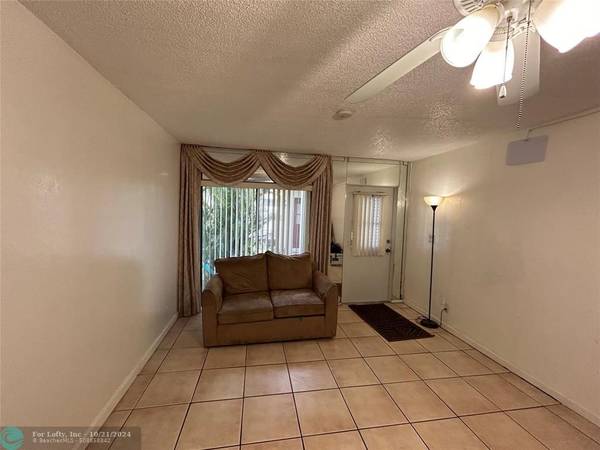 Coral Springs, FL 33065,11390 Royal Palm Blvd  #11390