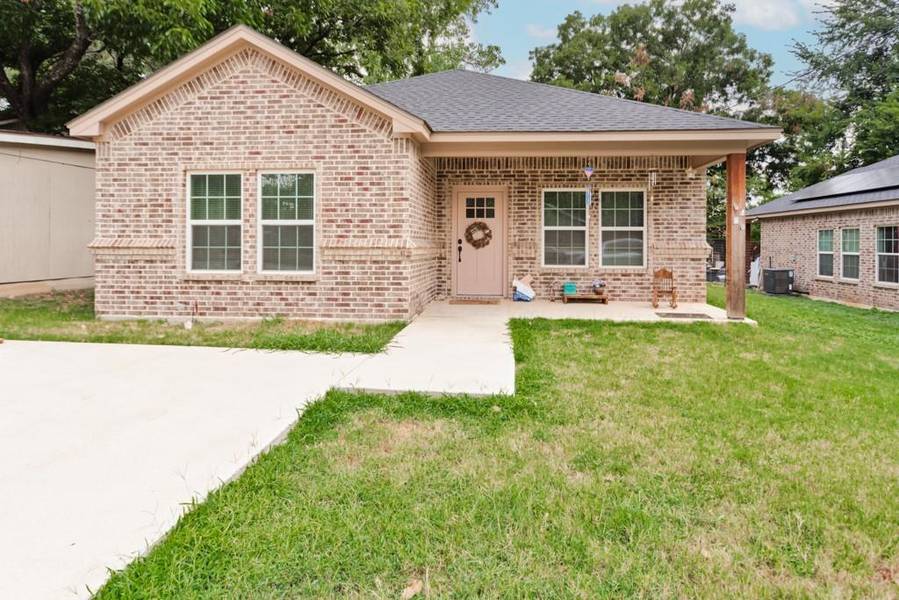 1703 Thompson Street, Bridgeport, TX 76426