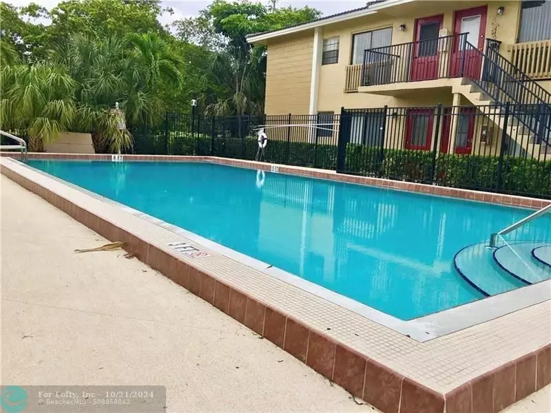 Coral Springs, FL 33065,2631 Riverside Dr  #1