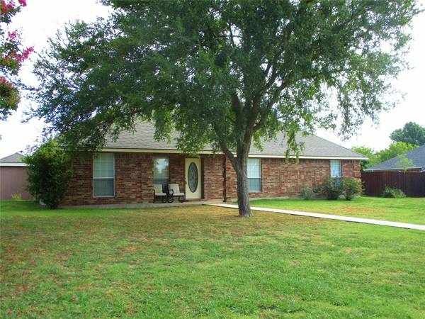 Bonham, TX 75418,1020 W Russell Avenue