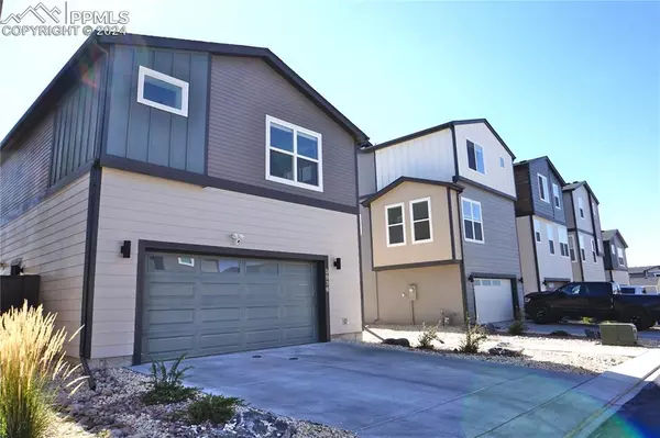 Colorado Springs, CO 80923,5936 Vista Vision DR