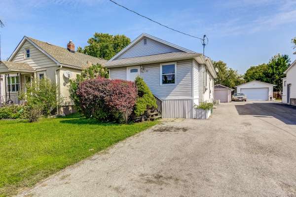 53 Merigold ST, St. Catharines, ON L2S 2N6