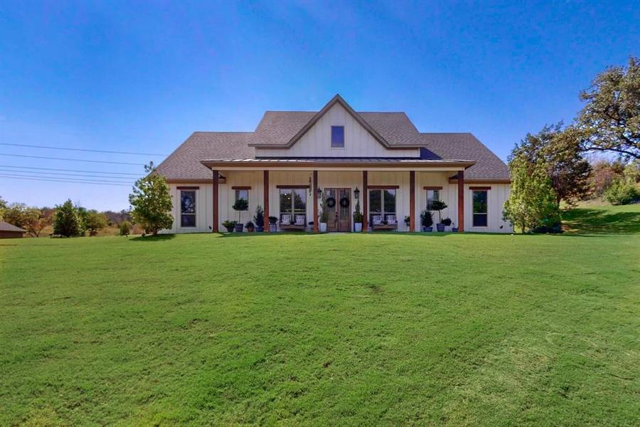 547 Echo Glade Court, Azle, TX 76020