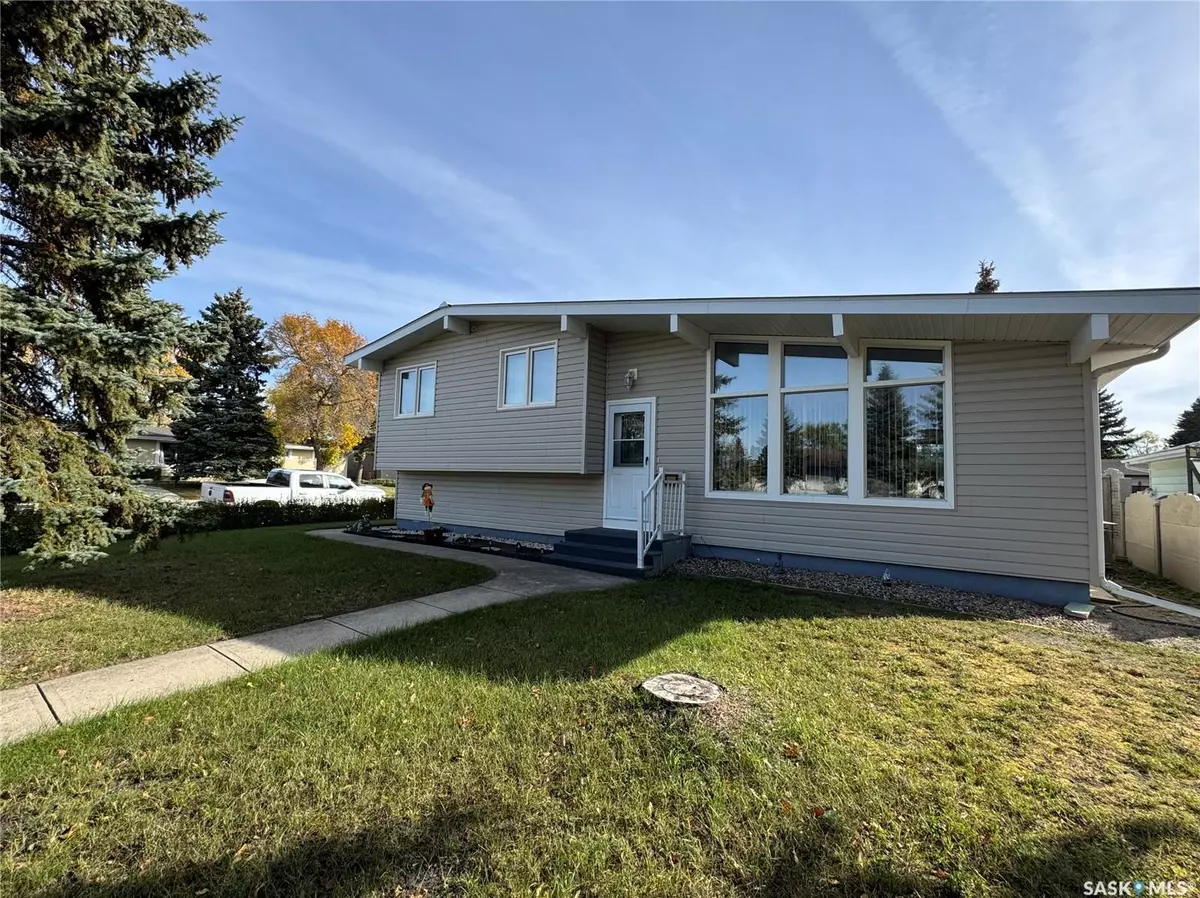 Yorkton, SK S3N 2R3,3 Rosefield DRIVE