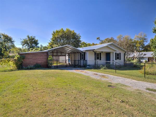 214 E McGee Street, Eufaula, OK 74432