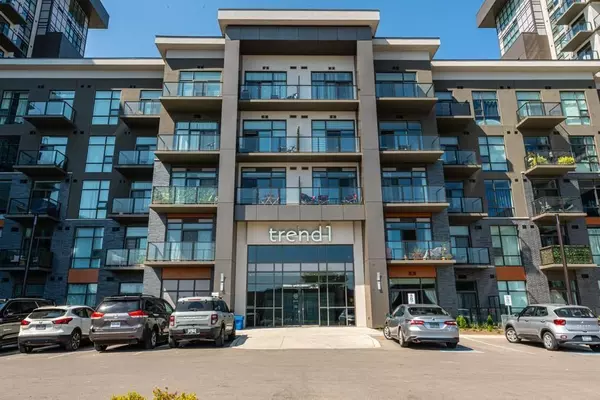 Hamilton, ON L8B 1Z2,450 Dundas ST E #316