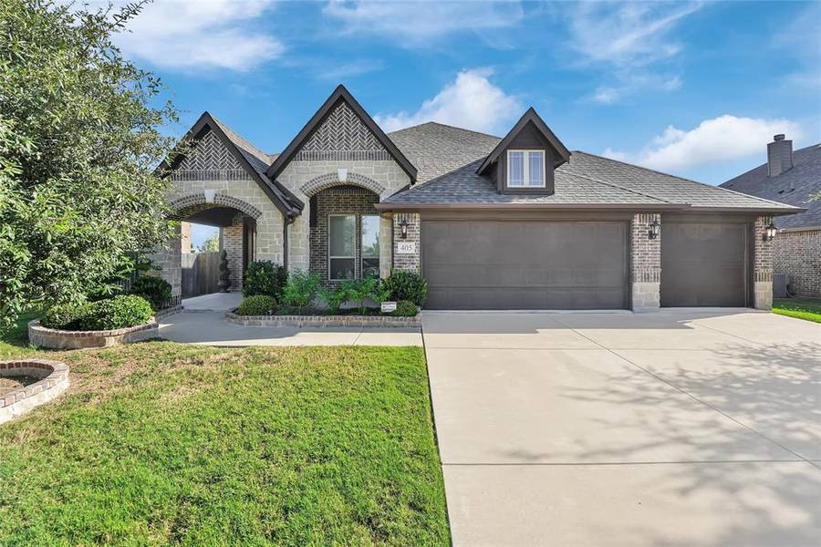 405 Richard Street, Crowley, TX 76036