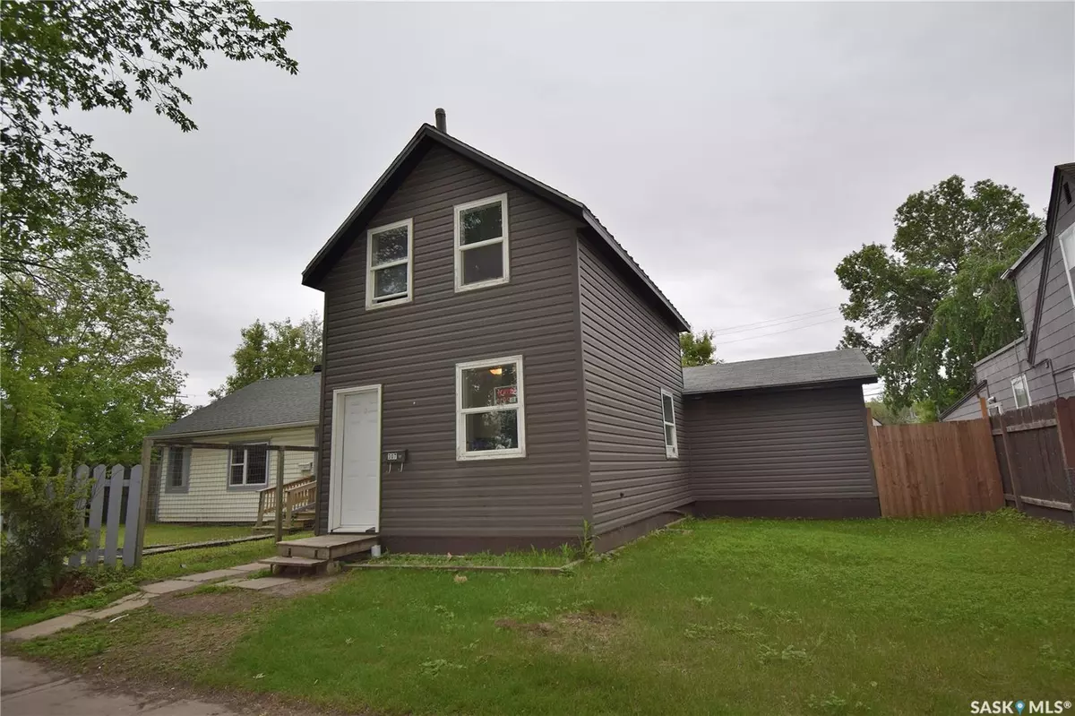 Prince Albert, SK S6V 3R1,307 15th STREET W