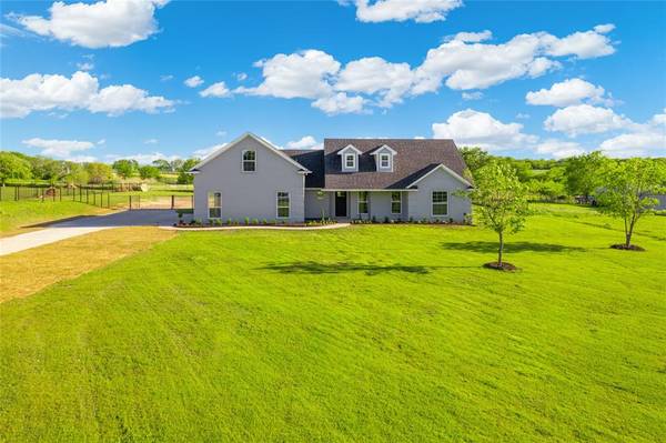 1282 Hunt Road, Gunter, TX 75058