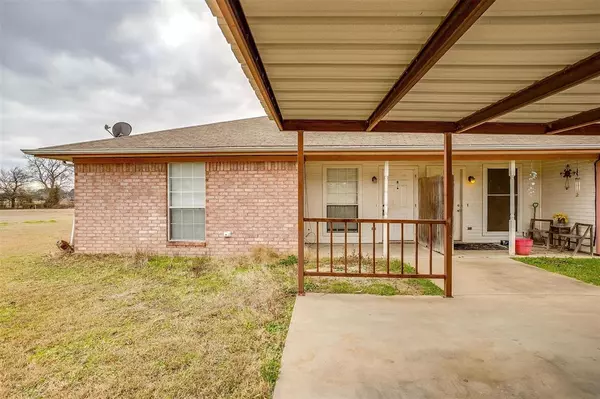 Joshua, TX 76058,5007 Green Tree Lane #B