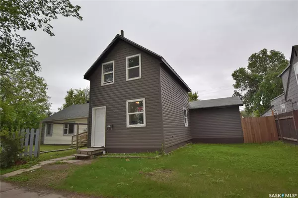 307 15th STREET W, Prince Albert, SK S6V 3R1