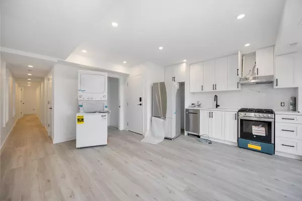 Toronto W02, ON M6H 2X7,1085 Dovercourt RD #3