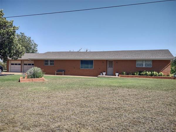 701 S CARNEGIE, Carnegie, OK 73015