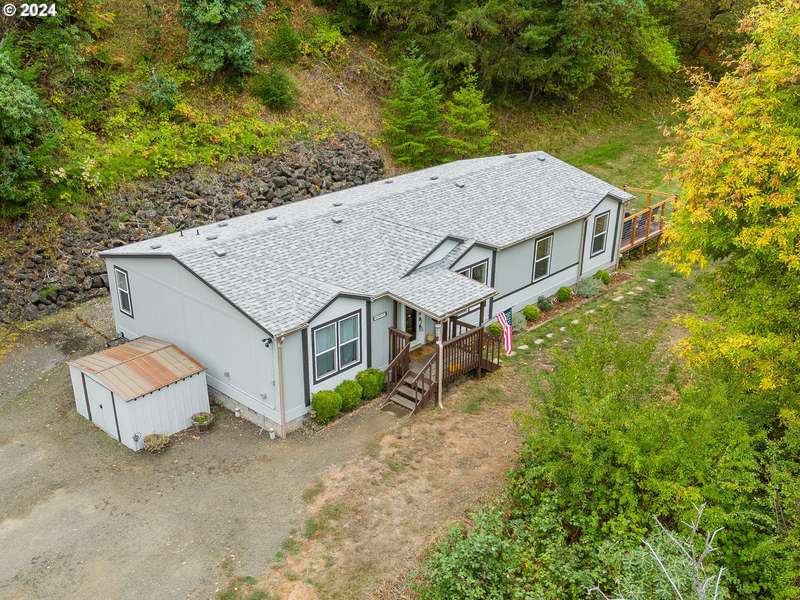 481 Gentry WAY, Roseburg, OR 97471