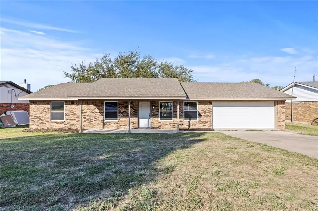 Howe, TX 75459,928 Ricketts Street