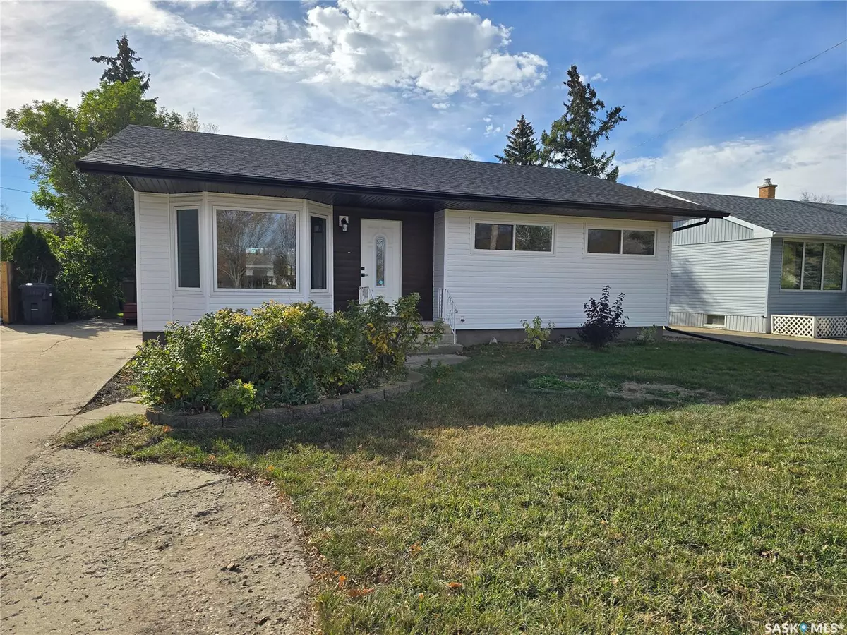 Weyburn, SK S4H 0N4,226 DOUGLAS ROAD