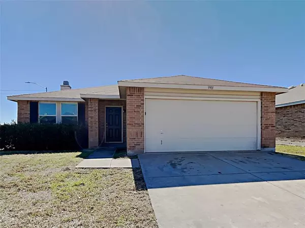 3901 German Pointer Way, Fort Worth, TX 76123