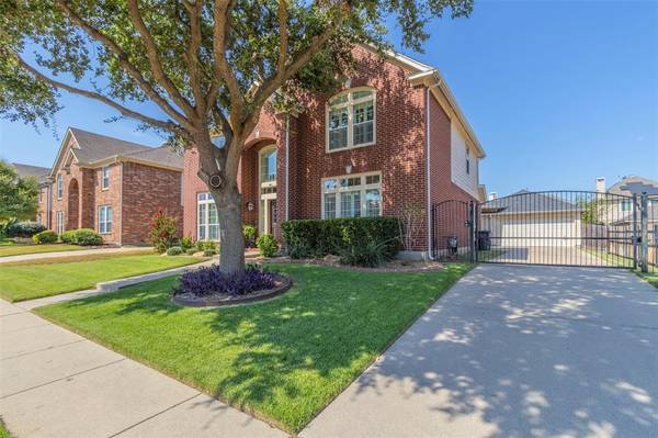 8616 Tangleridge Drive, Fort Worth, TX 76123