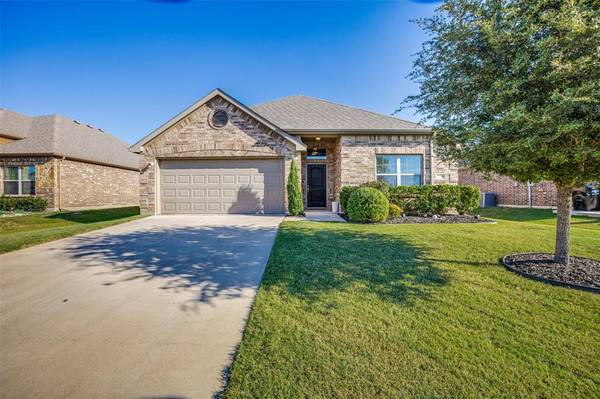 319 Pecos Drive, Crandall, TX 75114