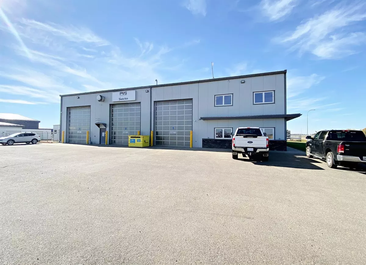 Clairmont, AB T8V 2N8,15710 89 ST