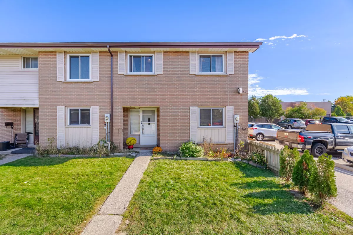 Guelph, ON N1E 3M2,427 Victoria RD N #B11