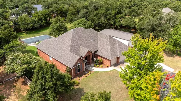 1700 Fox Run Lane, Blanchard, OK 73010