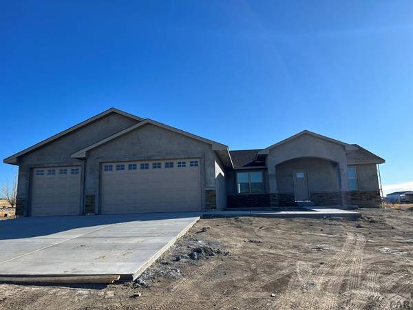 758 E Longsdale Dr, Pueblo West, CO 81007