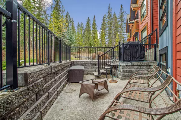 Canmore, AB T1W 3M7,80 Dyrgas Gate #511