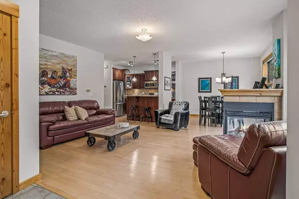 Canmore, AB T1W 3M7,80 Dyrgas Gate #511