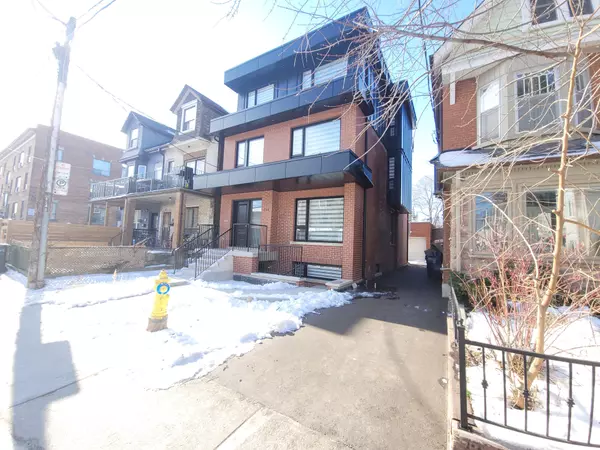 Toronto, ON M6J 3L6,248 Gladstone AVE #2nd Fl