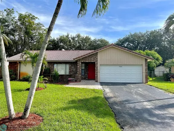 Coral Springs, FL 33071,723 NW 107 Lane