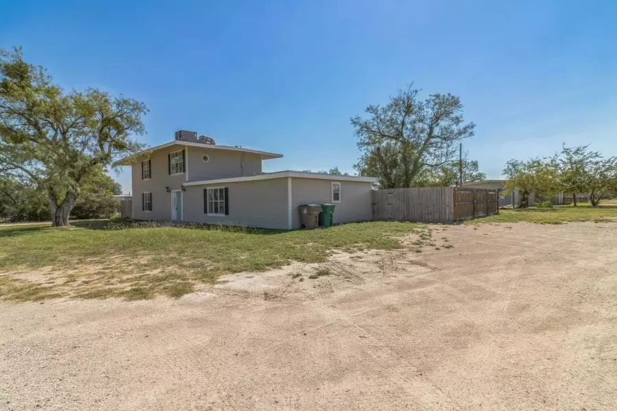 4071 Mercedes St, San Angelo, TX 76901