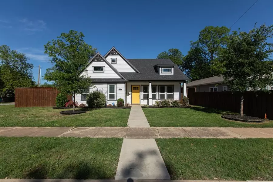 902 S Marlborough Avenue, Dallas, TX 75208